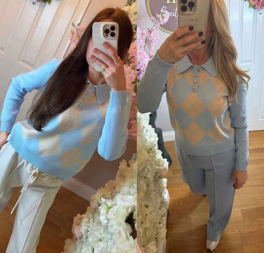 Avery- checkered top