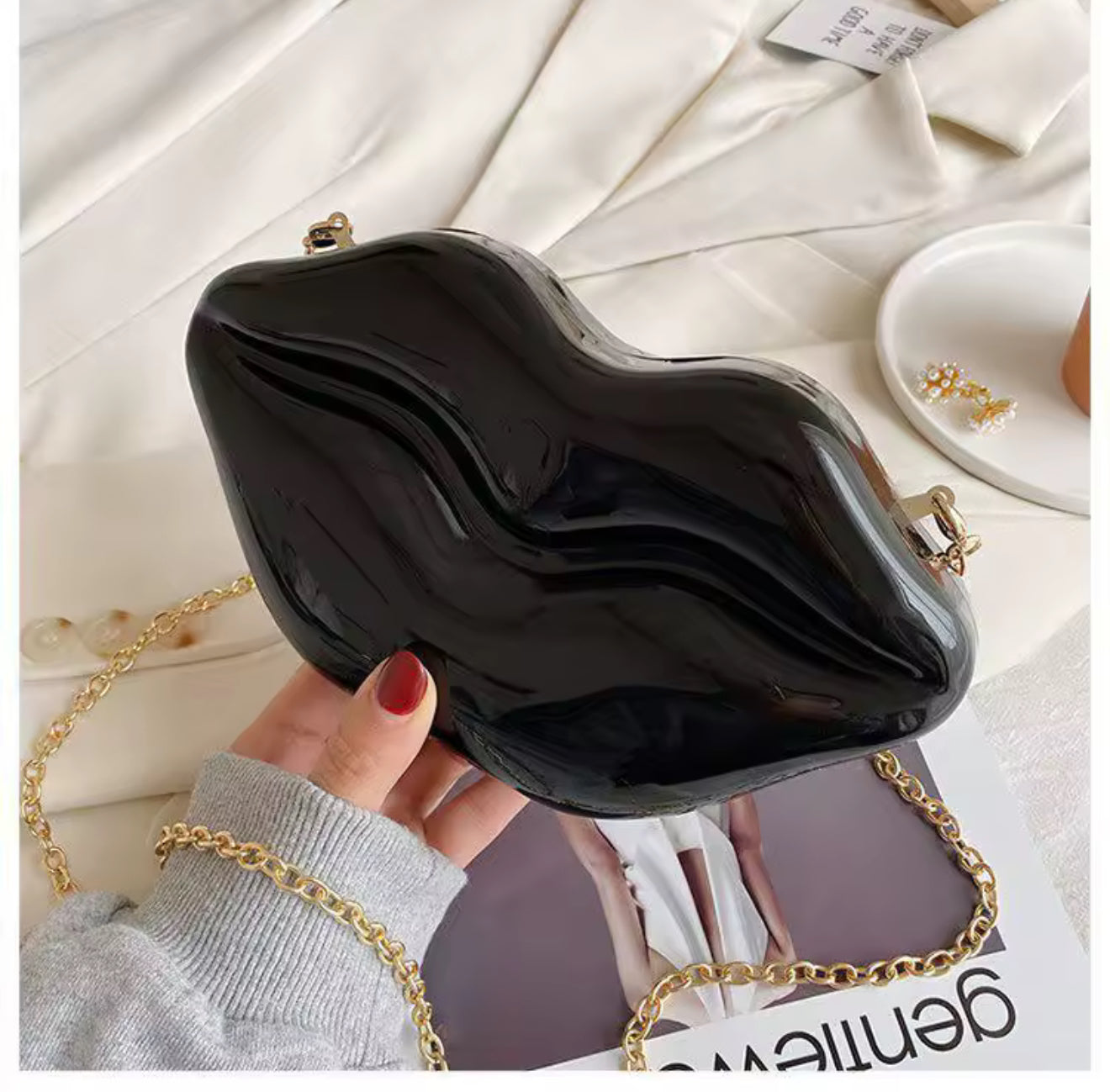 Lips Clutch Bag / Handbag