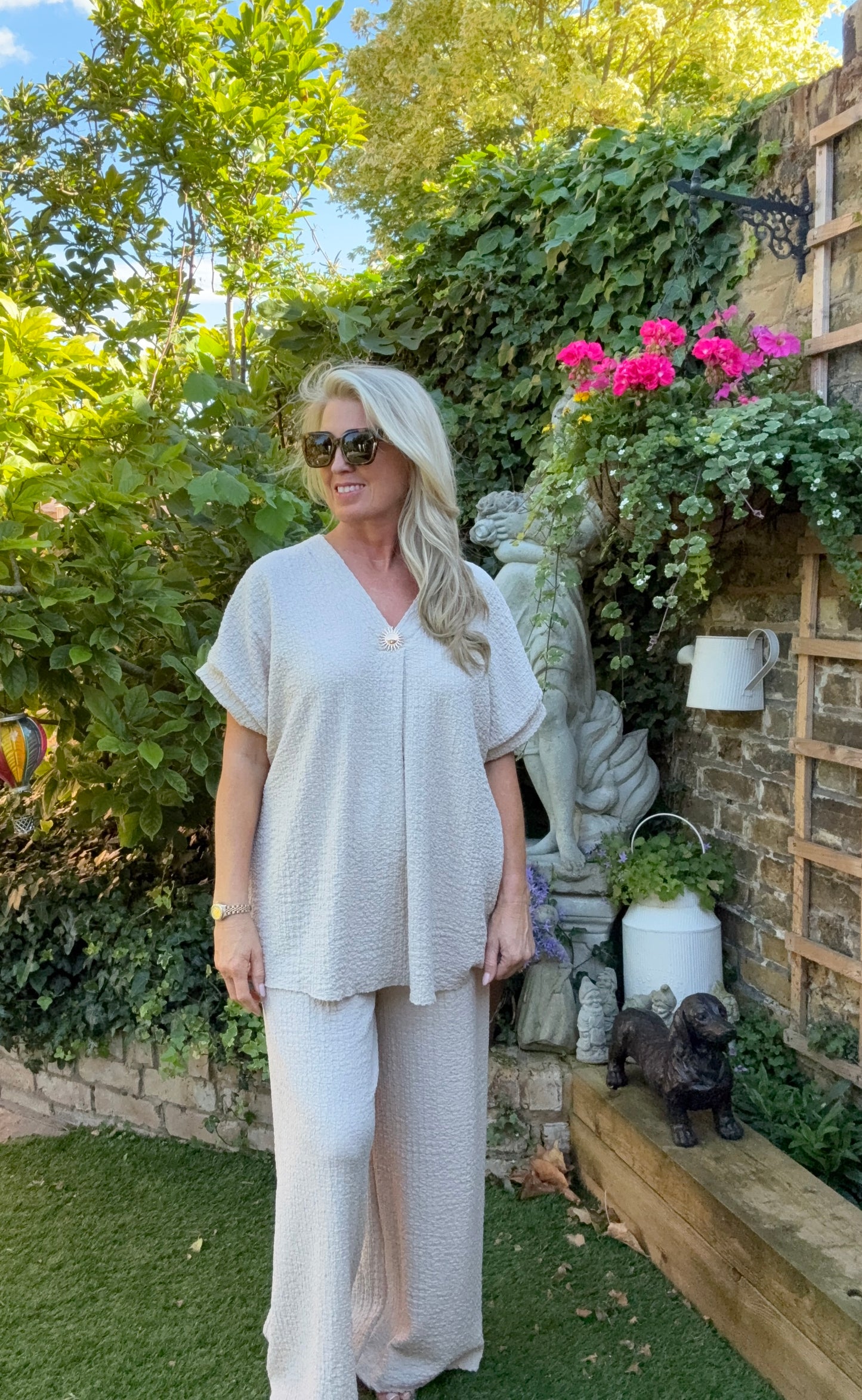 CLEMENTINE - V neckline loungeset