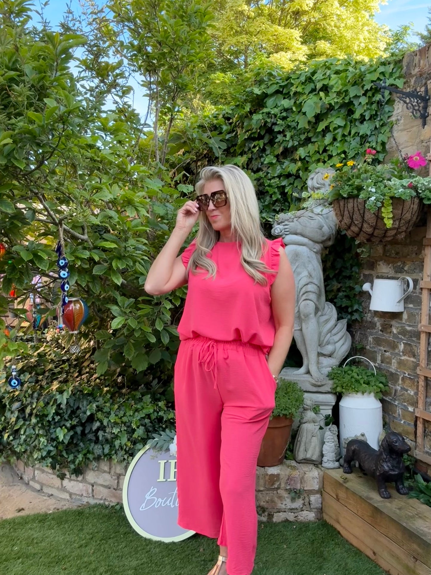 MARIA Cropped Co-ord - one size upto 16-18