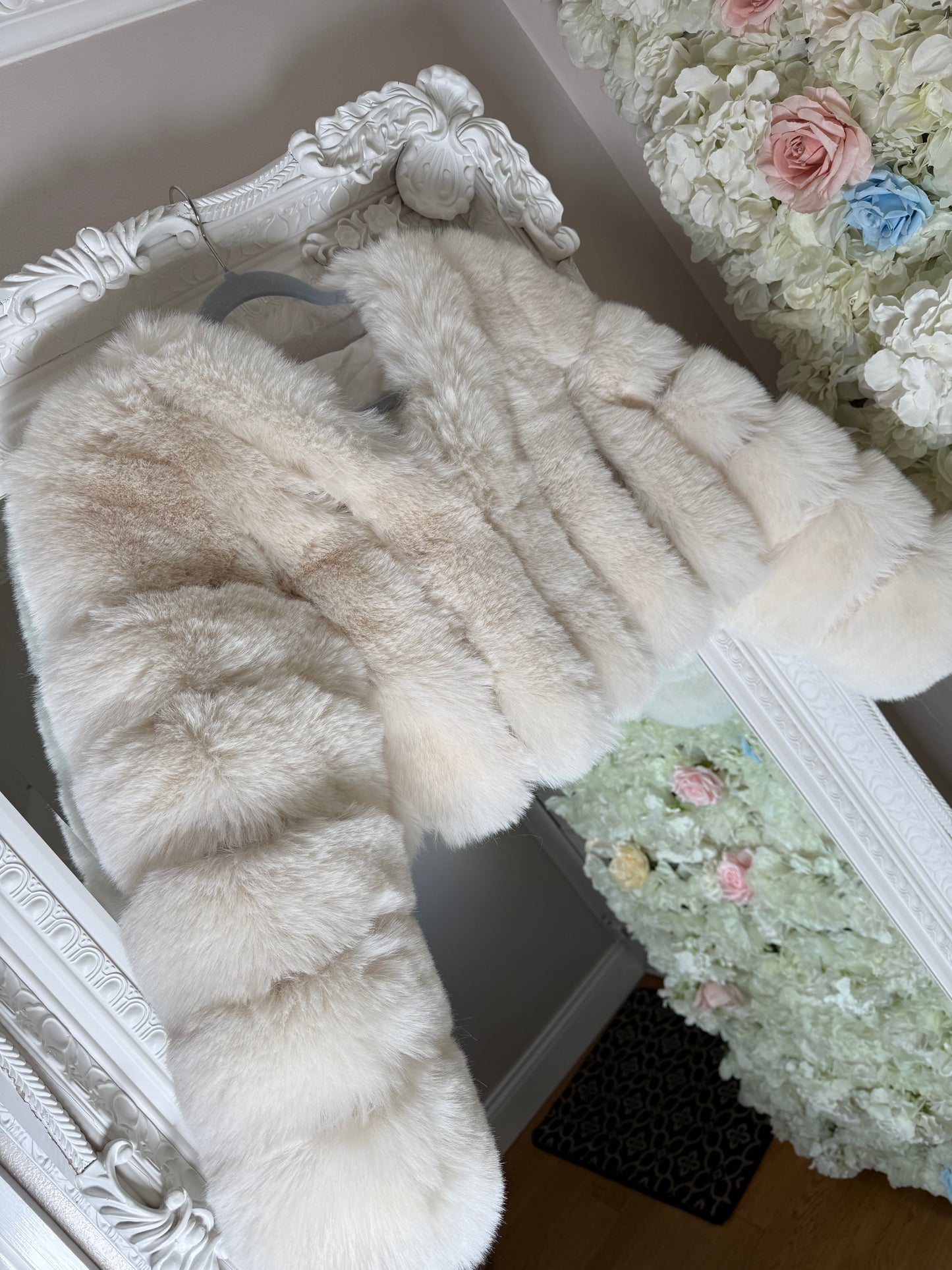 Winter White Premium Faux Fur Vertical Style Jacket