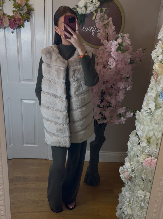 Beige Faux Fur Long Line Gilet With Pockets