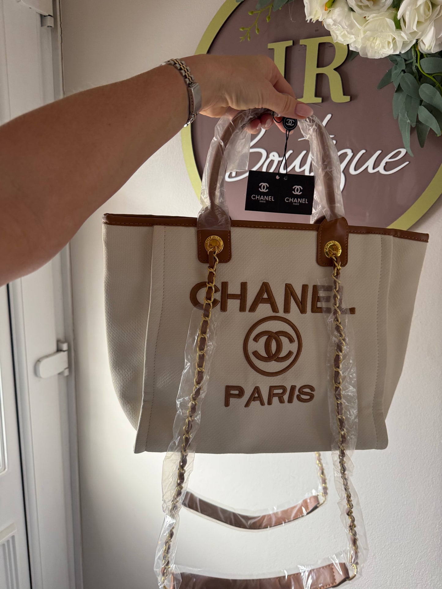 Cream/Tan Embroidered Tote Bag
