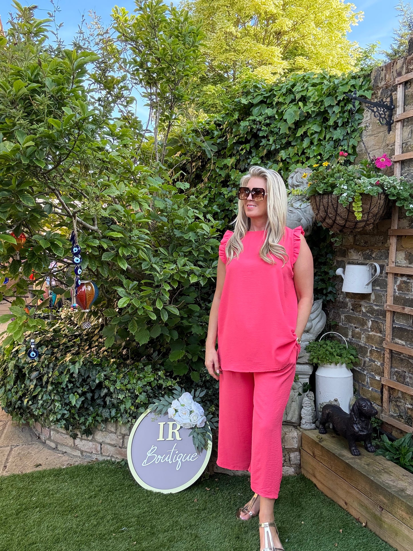MARIA Cropped Co-ord - one size upto 16-18