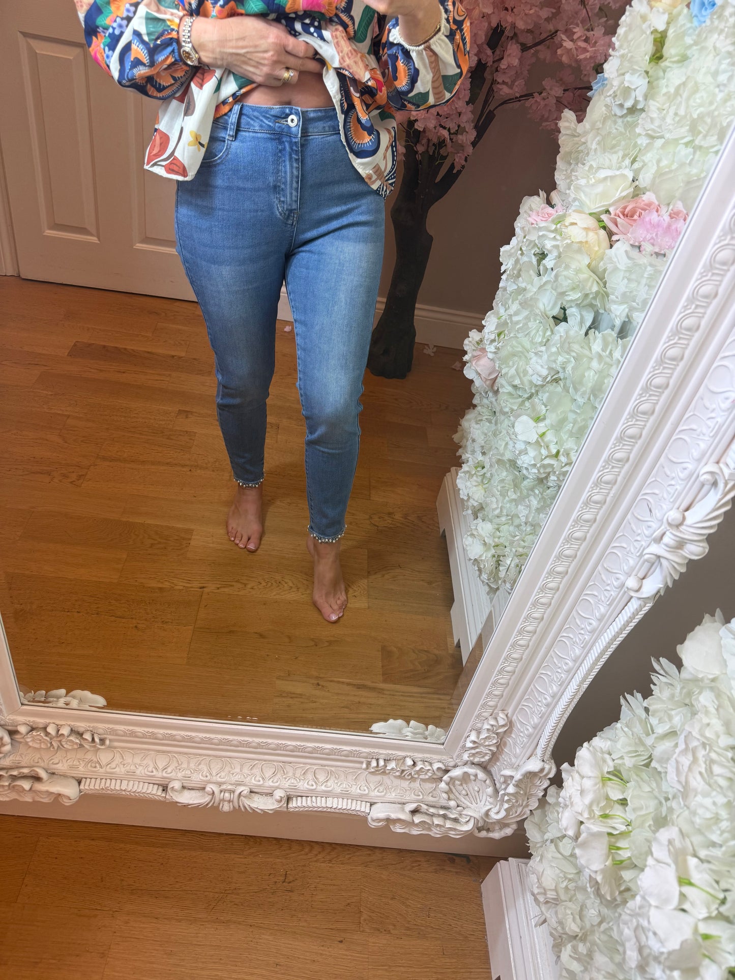 Embellished light denim bow jeans - Size 10-20