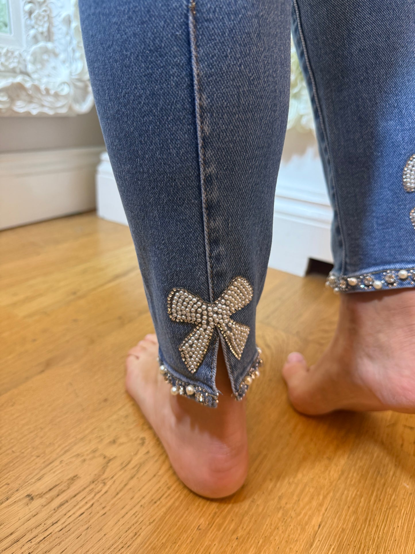 Embellished light denim bow jeans - Size 10-20