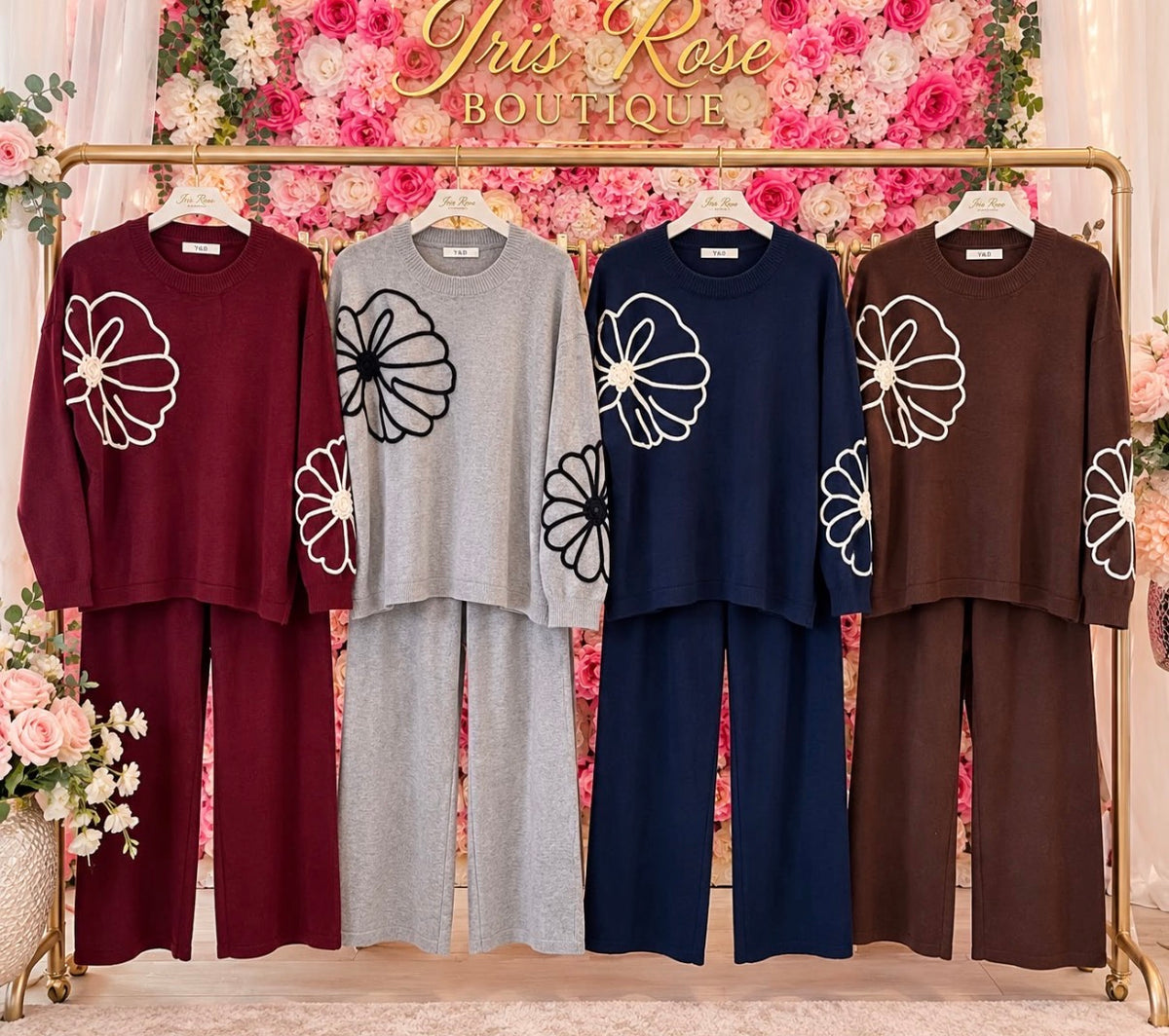 Faye floral lounge set
