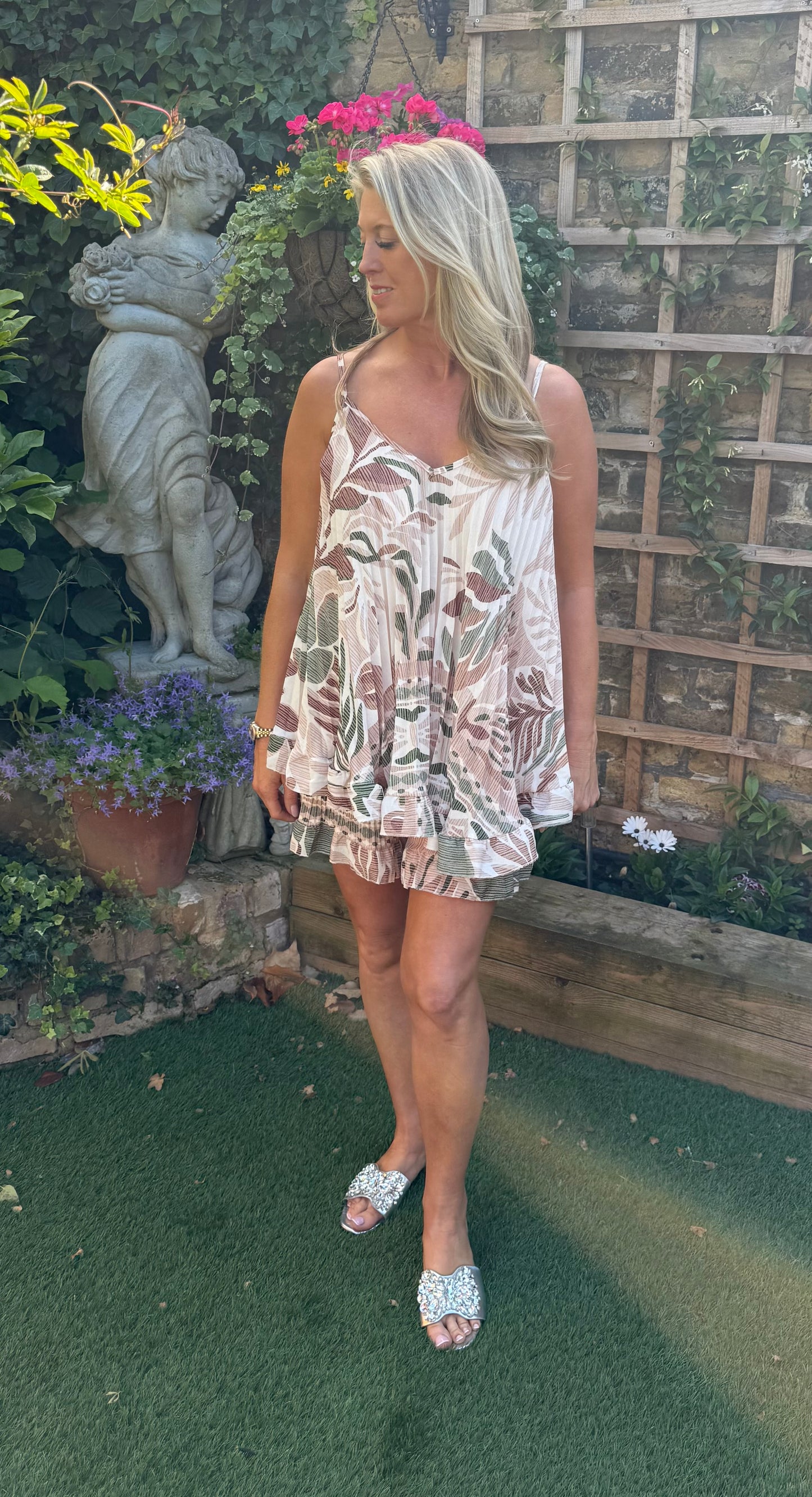 PALMA - Pleated Short Set - 5 Colours - One size upto 18