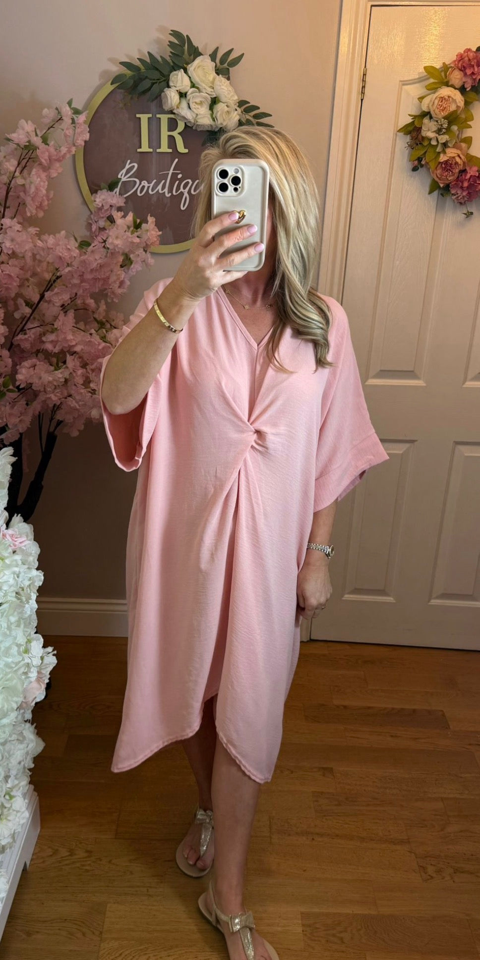 Evelyn dress - one size upto 18