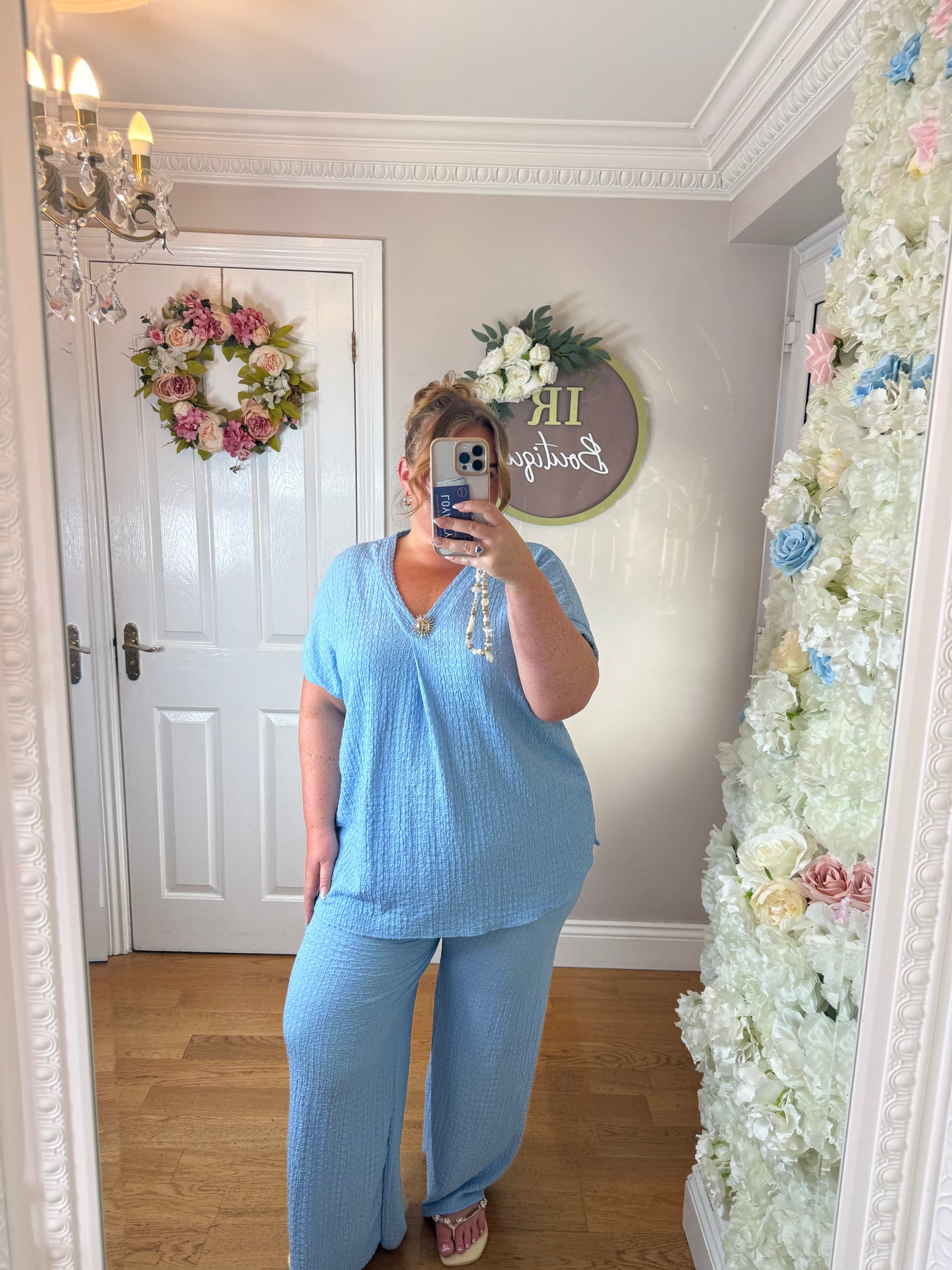 CLEMENTINE - V neckline loungeset