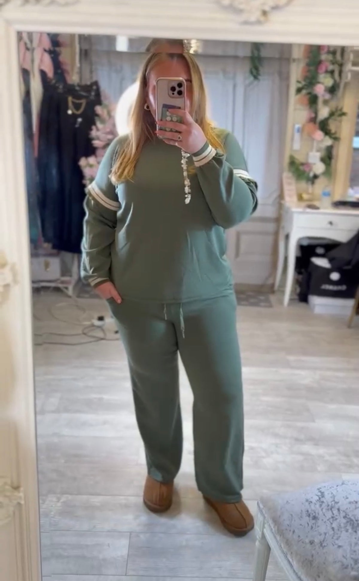 Gigi tracksuit