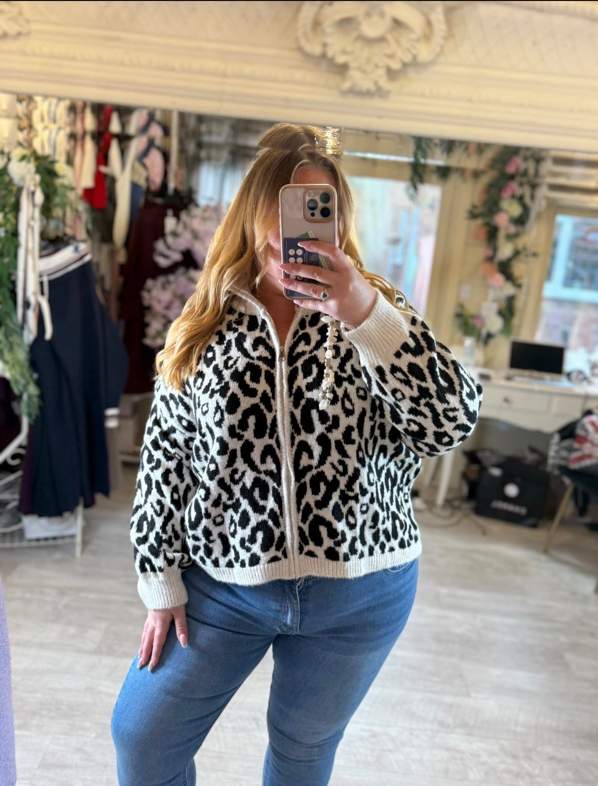Lindsay leapord fleece