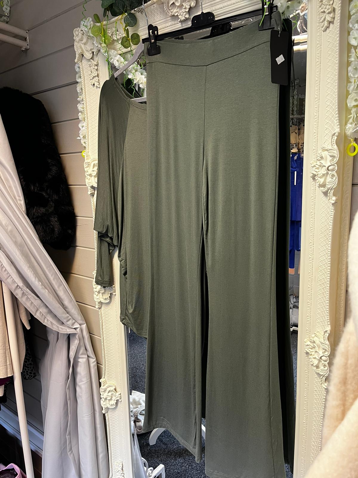 Off the shoulder lounge set co-ord - One size 6-12/14