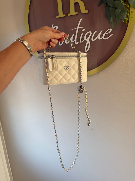 C Vanity Case Bag - White
